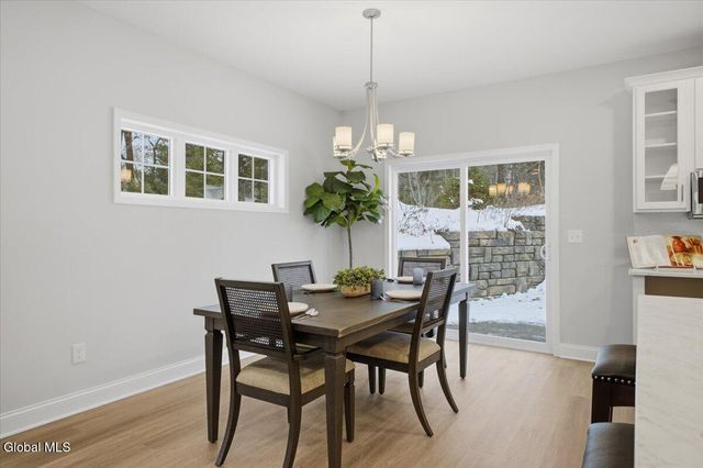 14 Wellington Court, Clifton Park, NY 12065