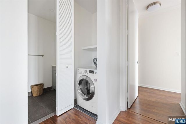 100 Carlyle 9DS, Cliffside Park, NJ 07010