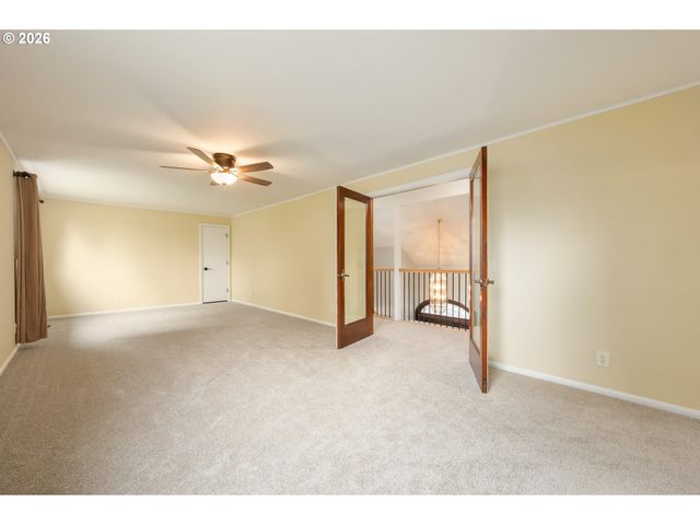 2742 WINGATE St, Eugene, OR 97408
