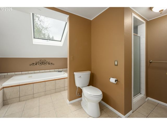 2742 WINGATE St, Eugene, OR 97408