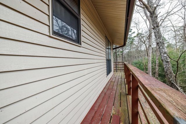 104 Arias Way, Hot Springs Village, AR 71909