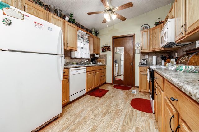 104 Arias Way, Hot Springs Village, AR 71909