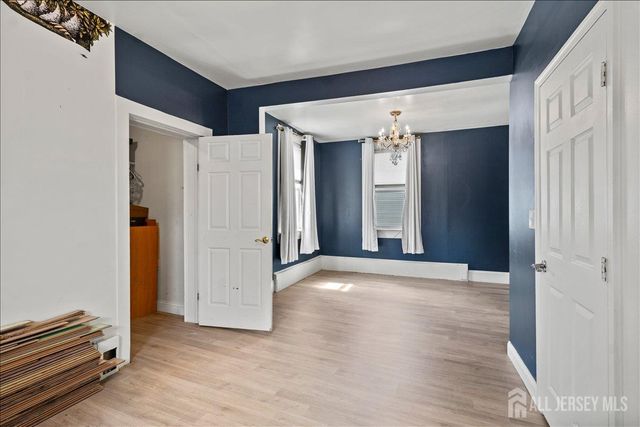 199 Grove Avenue, Woodbridge Proper, NJ 07095