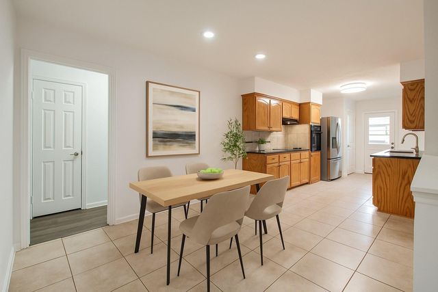 11323 Sageking Dr Drive, Houston, TX 77089