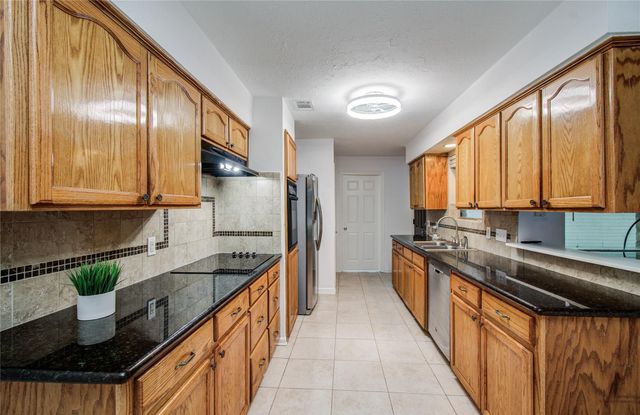 11323 Sageking Dr Drive, Houston, TX 77089