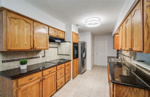 11323 Sageking Dr Drive, Houston, TX 77089