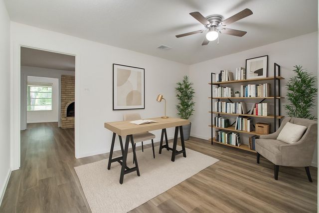 11323 Sageking Dr Drive, Houston, TX 77089