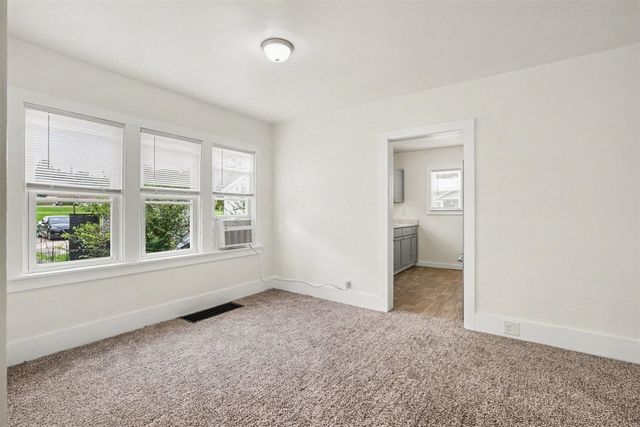 415-415.5 Clay Street, Niles, MI 49120