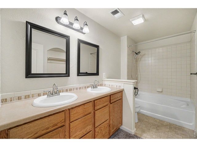 6806 W 3rd St 38, Greeley, CO 80634