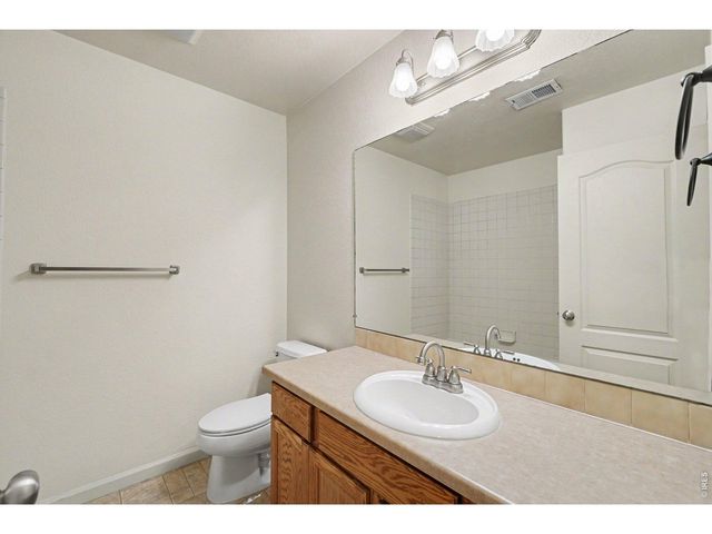 6806 W 3rd St 38, Greeley, CO 80634