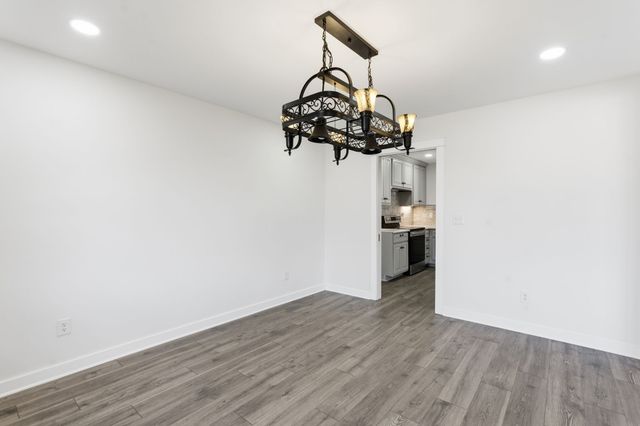 302 Dow Dr, Shelbyville, TN 37160