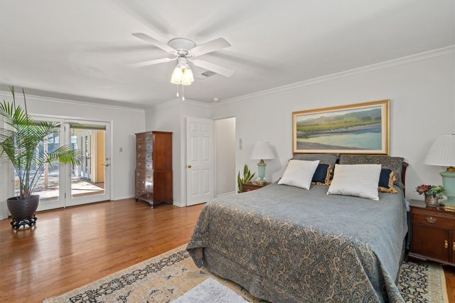 7111 Sungate DR, Austin, TX 78731