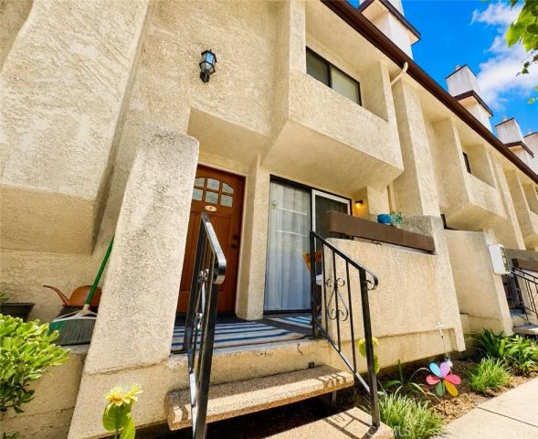 543 W Stocker Street 5, Glendale, CA 91202
