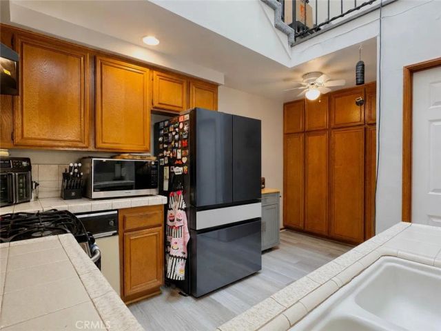543 W Stocker Street 5, Glendale, CA 91202