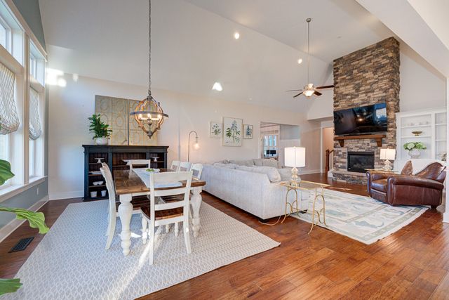 3136 Bradfield Dr, Nolensville, TN 37135