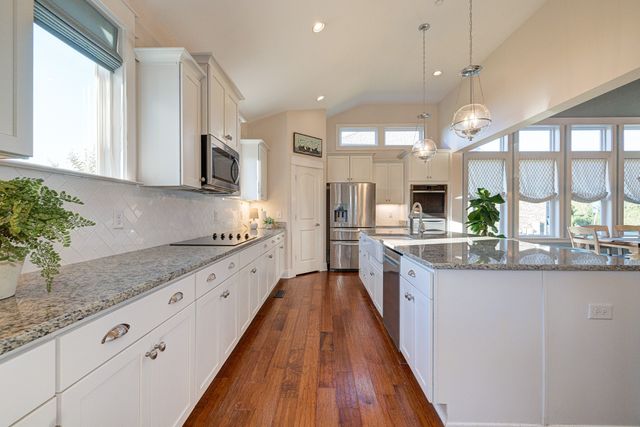 3136 Bradfield Dr, Nolensville, TN 37135