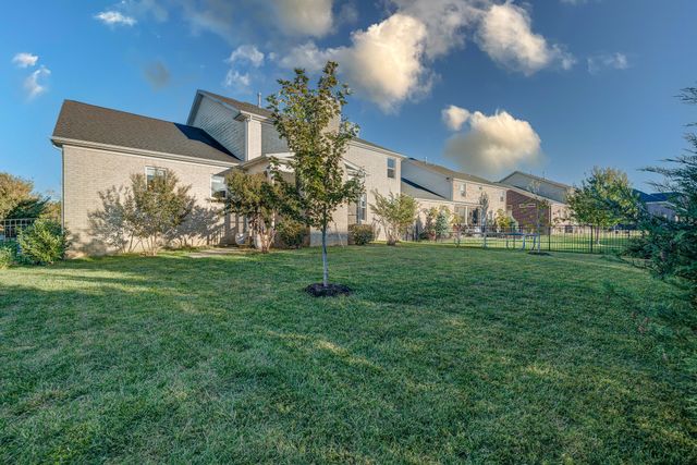 3136 Bradfield Dr, Nolensville, TN 37135