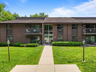 1250 Wisconsin STREET #209B, Lake Geneva, WI 53147
