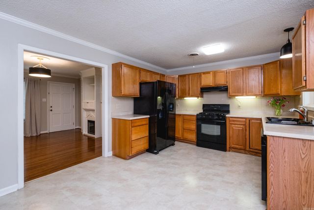 2700 Seminole Trail, North Little Rock, AR 72116