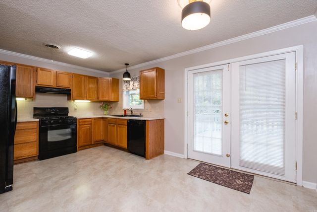 2700 Seminole Trail, North Little Rock, AR 72116