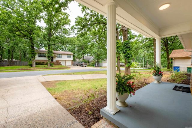 2700 Seminole Trail, North Little Rock, AR 72116