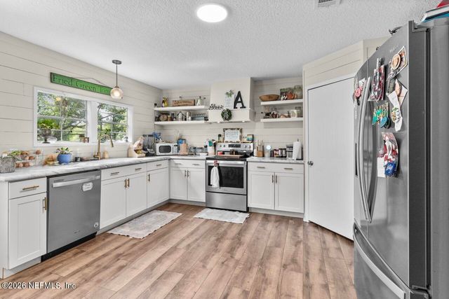 21315 S CARL BROWN Road, Sanderson, FL 32087