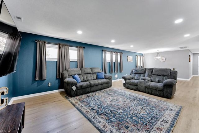 8333 Norristown DR, Norfolk, VA 23518