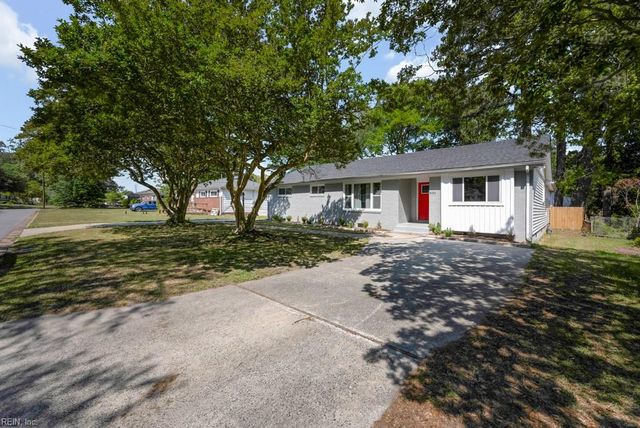 8333 Norristown DR, Norfolk, VA 23518