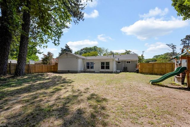 8333 Norristown DR, Norfolk, VA 23518