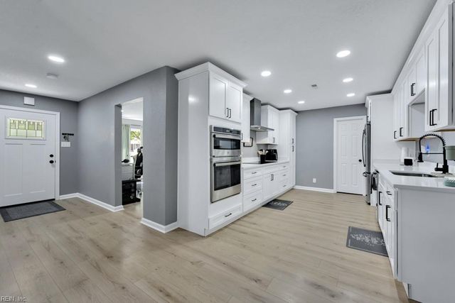 8333 Norristown DR, Norfolk, VA 23518