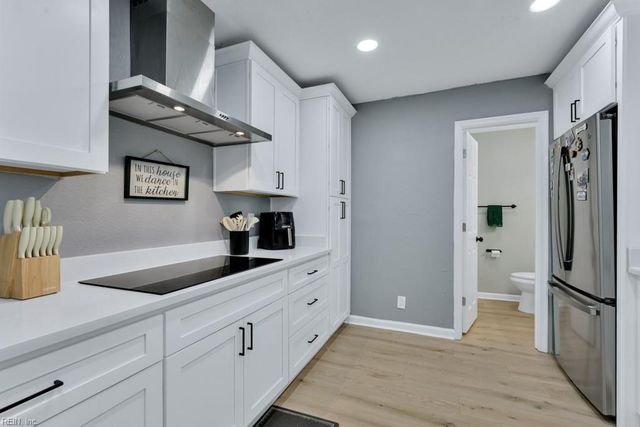 8333 Norristown DR, Norfolk, VA 23518