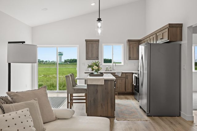 2617 38 Avenue S, Moorhead, MN 56560