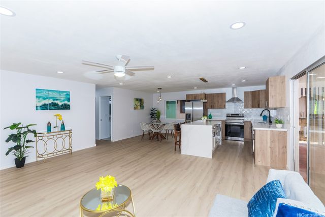 94-794 Kaaka Street, Waipahu, HI 96797