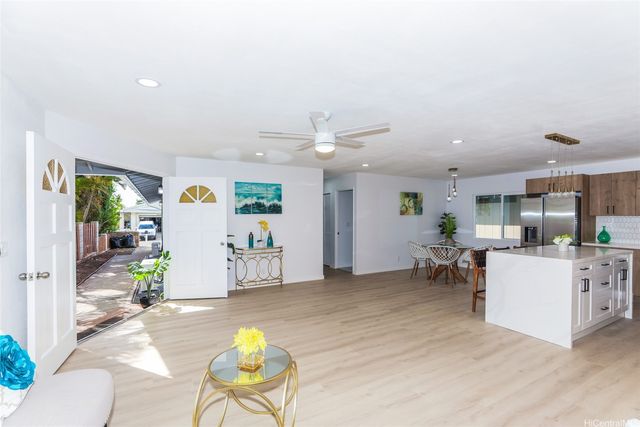 94-794 Kaaka Street, Waipahu, HI 96797