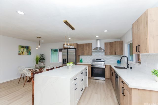 94-794 Kaaka Street, Waipahu, HI 96797