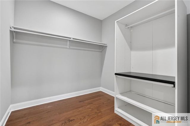 19 Utica Road, Edison, NJ 08820