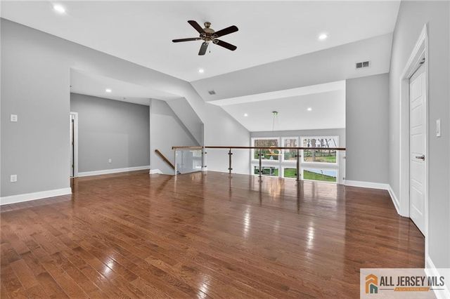 19 Utica Road, Edison, NJ 08820