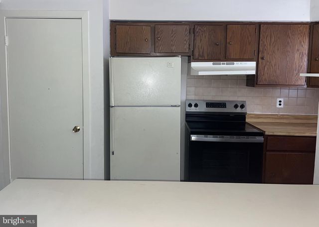 626 TARA DR, Sicklerville, NJ 08081
