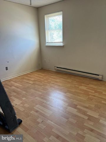 626 TARA DR, Sicklerville, NJ 08081