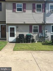 626 TARA DR, Sicklerville, NJ 08081