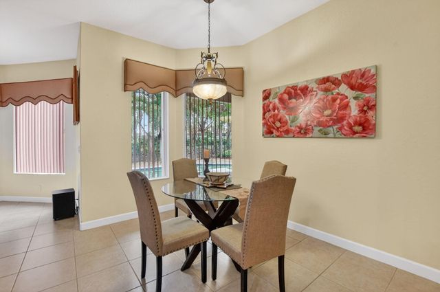 6039 Walnut Hill Drive, Lake Worth, FL 33467