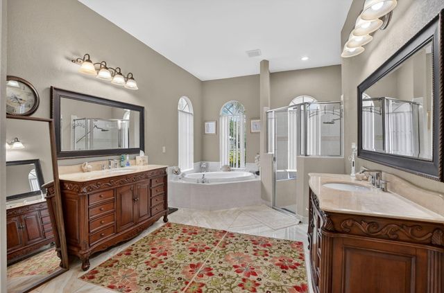 6039 Walnut Hill Drive, Lake Worth, FL 33467