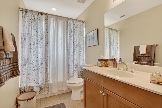 6039 Walnut Hill Drive, Lake Worth, FL 33467