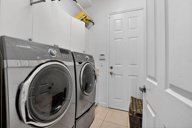 6039 Walnut Hill Drive, Lake Worth, FL 33467