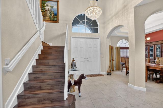 6039 Walnut Hill Drive, Lake Worth, FL 33467