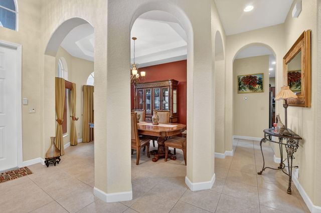 6039 Walnut Hill Drive, Lake Worth, FL 33467