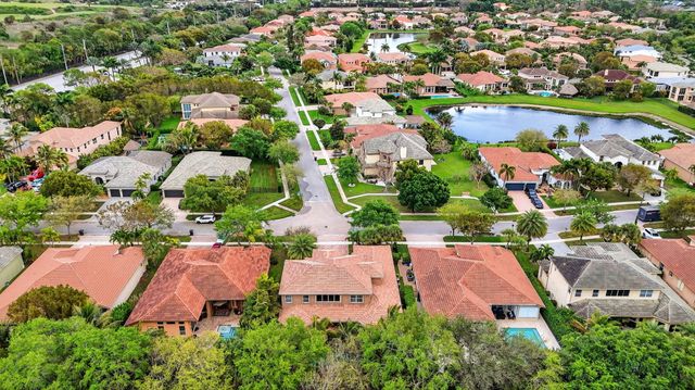 6039 Walnut Hill Drive, Lake Worth, FL 33467