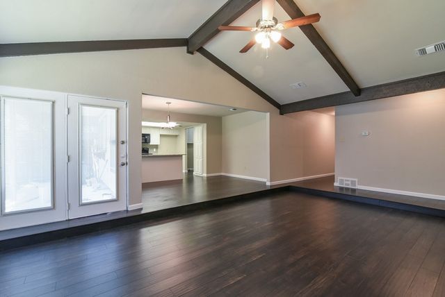 1808 Overbrook Drive, Arlington, TX 76014