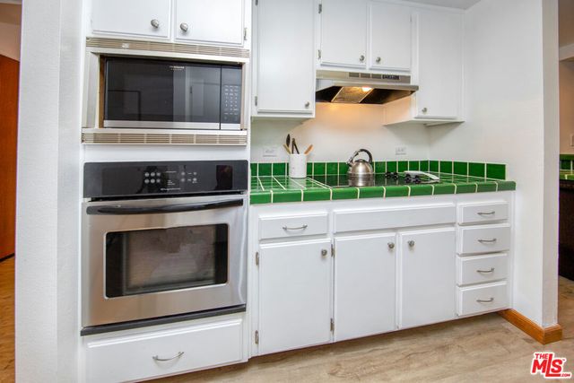 2960 Neilson Way 304, Santa Monica, CA 90405