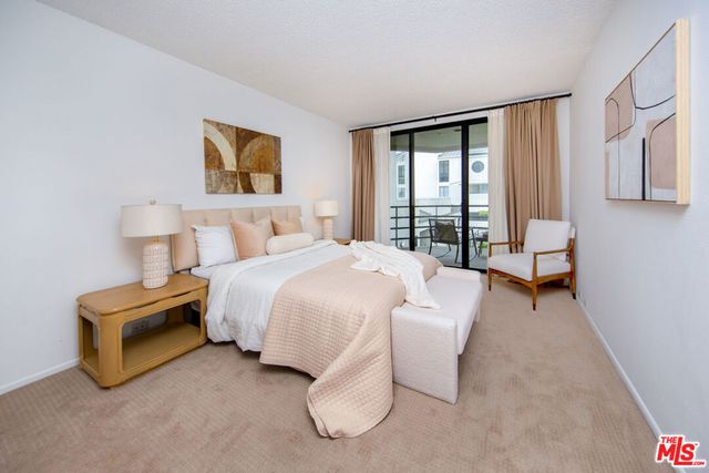 2960 Neilson Way 304, Santa Monica, CA 90405